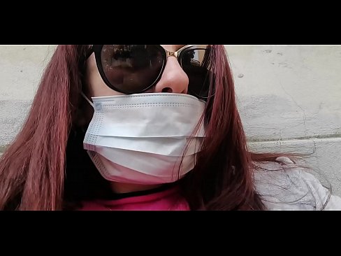 ❤️ Nicoletta se osveti susjedu i piški u njegovoj garaži (Posebna talijanska karantena Covid19) Jebeni video kod nas ❤